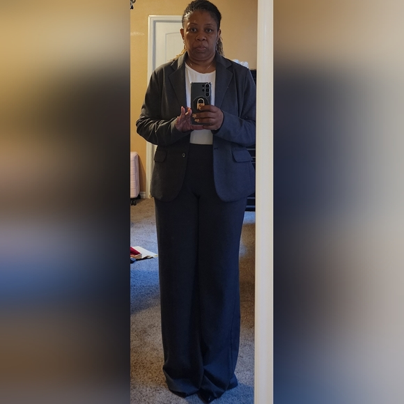 NYC Grey Pantsuit - Picture 1 of 3